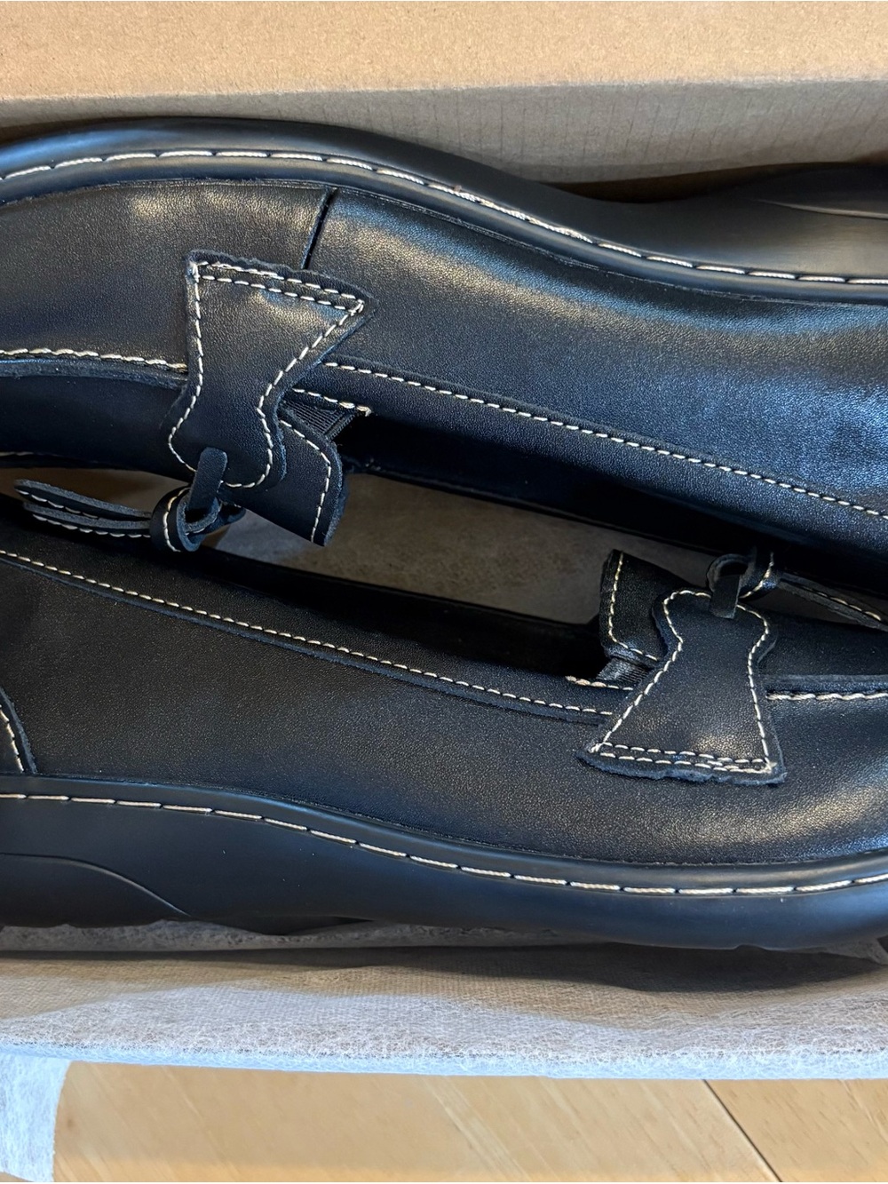 Women’s Black Leather Tassel Loafers - Classic Slip-On